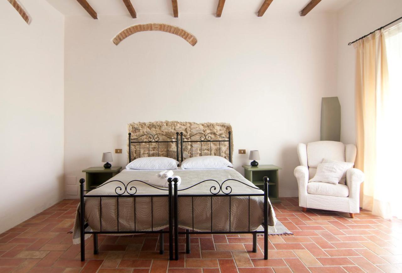 Agriturismo Terenzana Aparthotel Riparbella Exterior foto